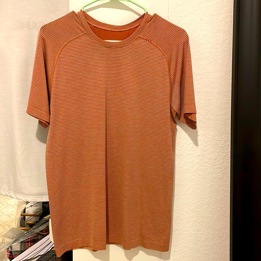 Lululemon shirt